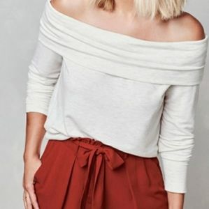 Lauren Conrad off the shoulder Sweater in size Med